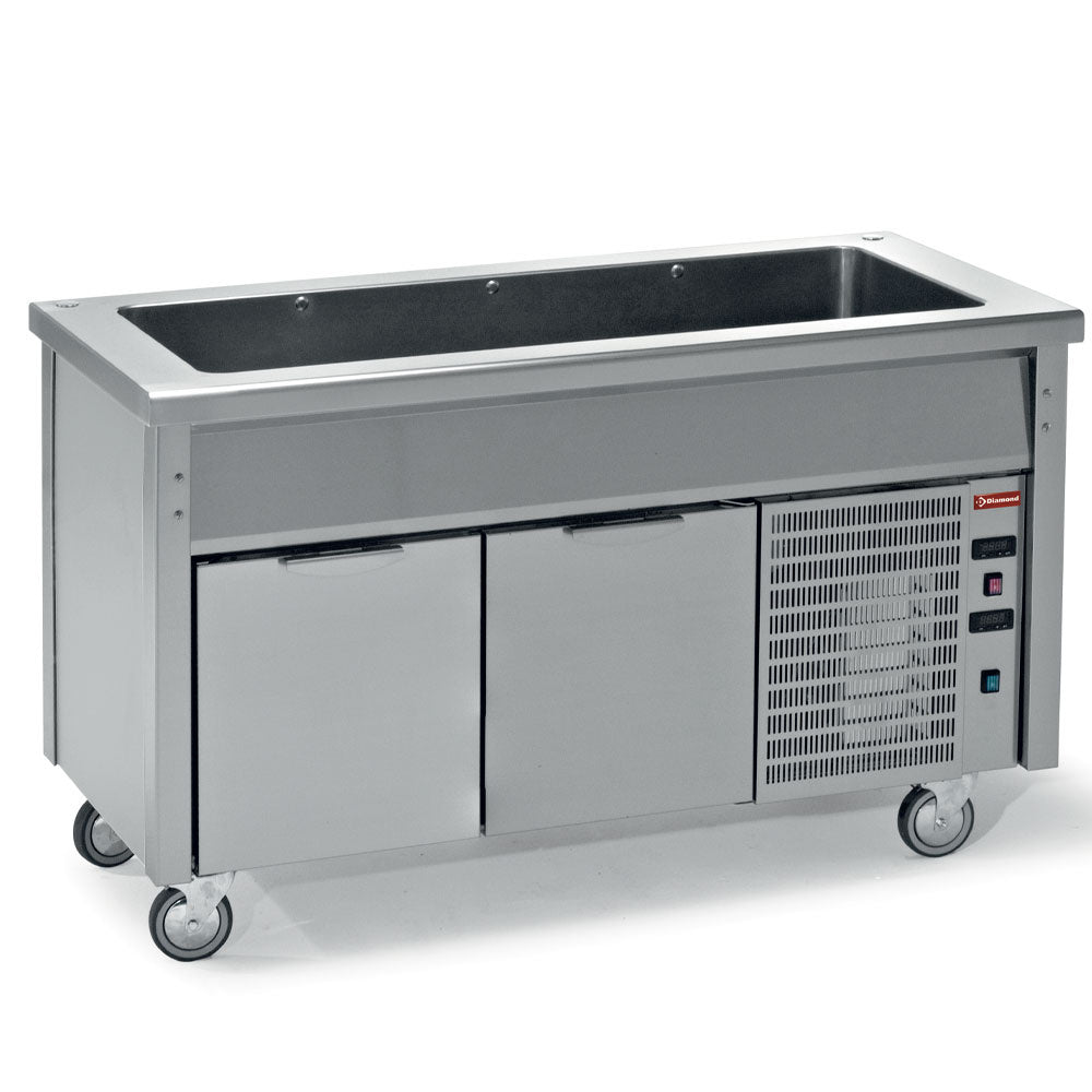 Element med køletank på køleskab