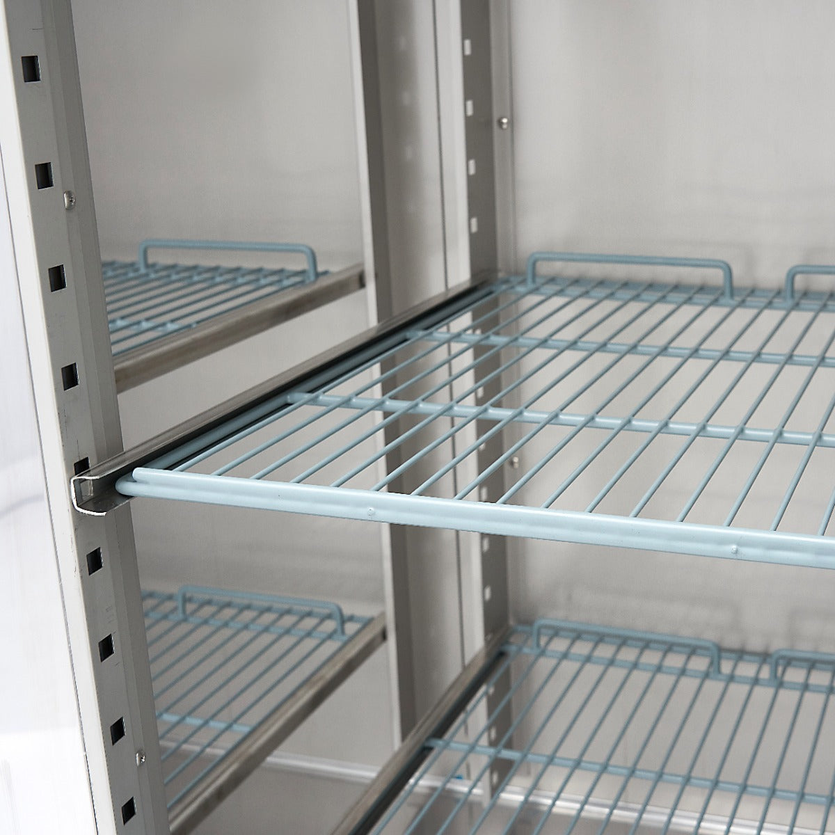 Fryser - 1400L - 6 justerbare hylder (2/1 GN) - Rustfrit stål - med glasdøre